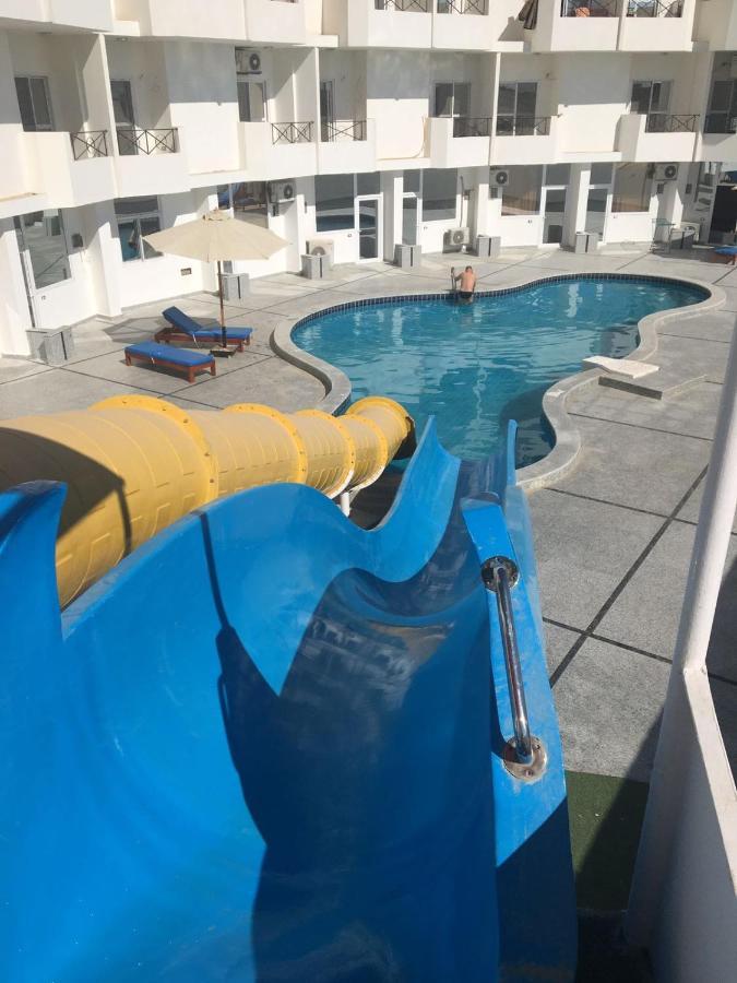 Apartments Near Dolce Vita - Redsealine الغردقة المظهر الخارجي الصورة